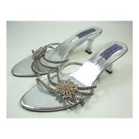 Fabeha - size: 7 - silver sandals