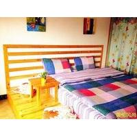 Fenghuang Liunian\'erban Inn