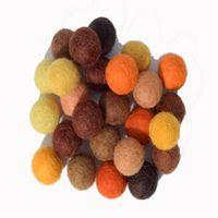 FELT SHAPES 1.5CM BALLS ASSD 25PCS YELLOWS 374489