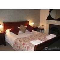 FFRWDFAL COUNTRY HOUSE