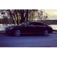 First Class Airport Limousine Transfer: Arlanda Airport to Stockholm City