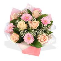 Finest Bouquets - Peach beauty
