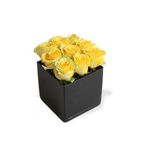 Finest Bouquets - Yellow Roses cube
