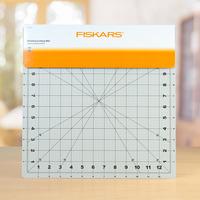 fiskars rotating cutting mat 387105