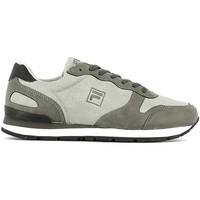 Fila 26040460 Sport shoes Man Grey men\'s Shoes (Trainers) in grey