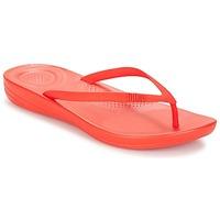 FitFlop IQUSHION ERGONOMIC FLIP FLOP women\'s Flip flops / Sandals (Shoes) in red