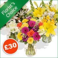 Florist\'s Choice £30 - flowers