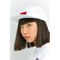 flat peak emblem nylon baseball cap white