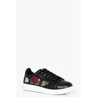 floral embroidered trainer black