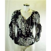 Florence & Fred black & white blouse Size 8
