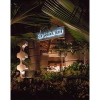 Four Seasons Hotel Singapore