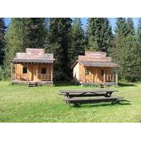 Fort Wells Gray Rustic Cabins Hostel