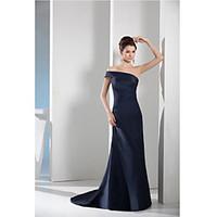 Formal Evening Dress Sheath / Column Bateau Court Train Taffeta with Side Draping