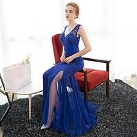 Formal Evening Dress Trumpet / Mermaid V-neck Sweep / Brush Train Lace / Satin / Tulle / Sequined with Lace