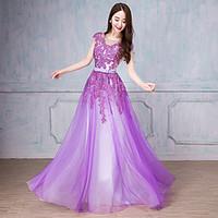 Formal Evening Dress A-line Scoop Floor-length Tulle with Beading / Ruffles / Sequins