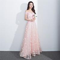 Formal Evening Dress - Lace-up A-line Bateau Floor-length Lace with Beading