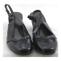 Footglove, size 7 black patent block heeled slingbacks
