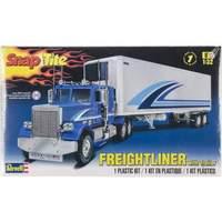 Freightliner and Trailer 1:32 Scale Model Kit