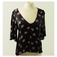 French Connection Size 12 Black and Pink Rose Print Blouse