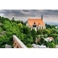 Full-Day Private Hiking Tour from Vienna: Pubs, Castles and City Highlights