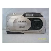 Fujifilm Finepix 2400Zoom