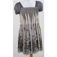 Funk Rock: Size 10: Brown & taupe short dress