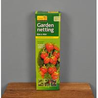Garden Fruit and Crop Protection Netting (6m x 4m) by Gardman