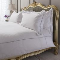 Gallery Direct Chelsea Quilt White and Heather Cover Set