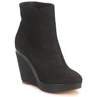 Gaspard Yurkievich C11-VAR8 women\'s Low Ankle Boots in black