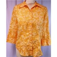 Gap Size M Orange Floral Shirt