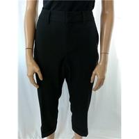 GAP size 8 black cropped trousers