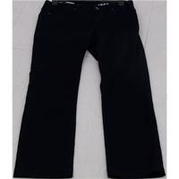 gap size 30x32 dark blue long lean jeans