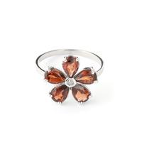 garnet and diamond five petal ring 22ctw in 9ct white gold