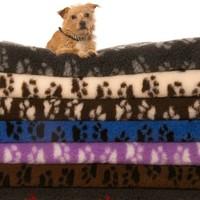 genuine vet loved bed non slip paws veterinary dry fleece bedding roll ...