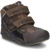 geox junior savage girlss boots in brown