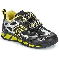 geox j shuttle b a boyss childrens shoes trainers in black