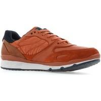 Geox U Sandro B Abx A men\'s Shoes (Trainers) in Orange