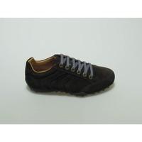 Geox U2407Z 00022 Sneakers Man Brown men\'s Shoes (Trainers) in brown
