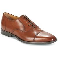 Geox U NEW LIFE men\'s Smart / Formal Shoes in brown