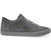 Geox U64X2D 022ME Sneakers Man Grey men\'s Shoes (Trainers) in grey