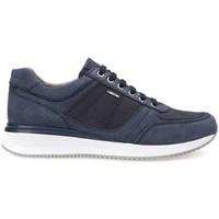 Geox U620GB 03211 Sneakers Man Blue men\'s Shoes (Trainers) in blue