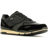 Geox U44S7A 022FU Sneakers Man men\'s Shoes (Trainers) in black