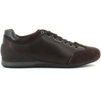 Geox U44Z6A 04322 Sneakers Man Brown men\'s Walking Boots in brown