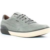 Geox U44R3A 000KZ Sneakers Man Grey men\'s Shoes (Trainers) in grey