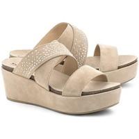 Geox Jalia women\'s Flip flops / Sandals (Shoes) in BEIGE