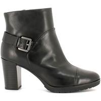 Geox D643WA 00043 Ankle boots Women Black women\'s Mid Boots in black