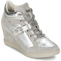 Geox ELENI C women\'s Shoes (High-top Trainers) in Silver