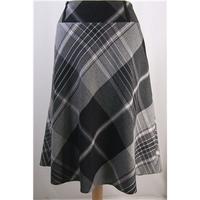 gerry webber size 16 grey mix a line skirt