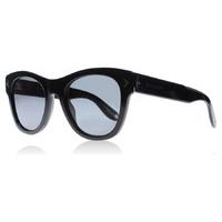 Givenchy 7010/S Sunglasses Black 807