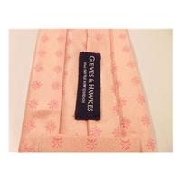 Gieves & Hawkes Designer Silk Tie Baby Pink With Star Design